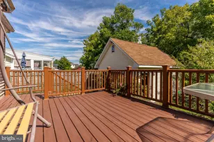 1033 Galbreath Ave, Upper Chichester, PA 19061 - Photo 17