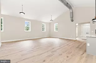 5567 Pennell Rd, Media, PA 19063 - Photo 3