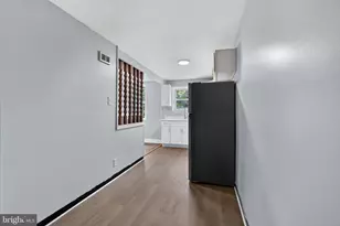 153 W 21st St, Chester, PA 19013 - Photo 19