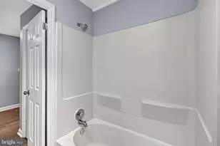 153 W 21st St, Chester, PA 19013 - Photo 29