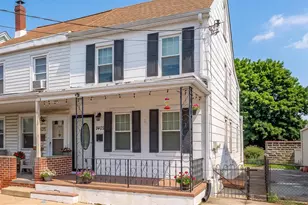 1403 E 12th St, Crum Lynne, PA 19022 - Photo 1