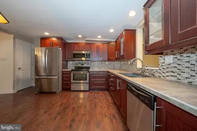 1403 E 12th Street, Crum Lynne, PA 19022 - Photo 11