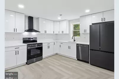 121 N 6th Street, Darby, PA 19023 - Photo 5