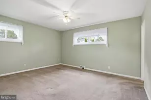 408 Foster Dr, Springfield, PA 19064 - Photo 17