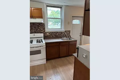 1220 W 9th Street, Chester, PA 19013 - Photo 9