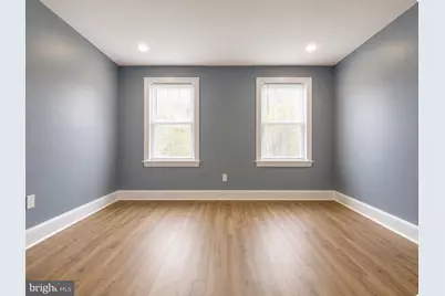 1819 W 6th Street, Chester, PA 19013 - Photo 9