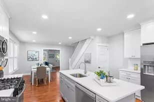 37 Bishop Hollow Rd, Newtown Square, PA 19073 - Photo 9