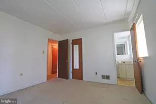 644 Country Ln, Morton, PA 19070 - Photo 13