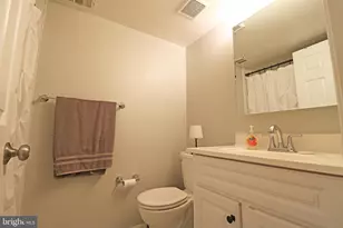 646 Country Ln, Morton, PA 19070 - Photo 15
