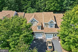 45 Dresner Cir, Upper Chichester, PA 19061 - Photo 33