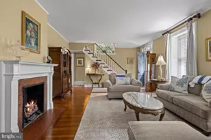 8 S Providence Rd, Wallingford, PA 19086 - Photo 3