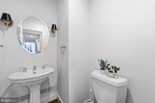 30 Greythorne Woods Cir, Wayne, PA 19087 - Photo 5