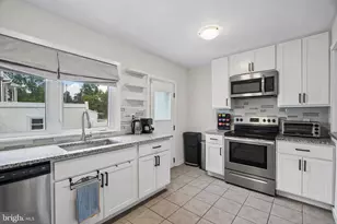 251 W Essex Ave, Lansdowne, PA 19050 - Photo 9