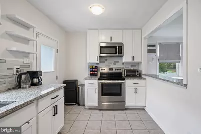251 W Essex Avenue, Lansdowne, PA 19050 - Photo 11
