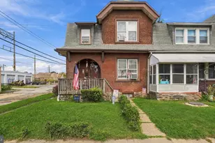1 Chestnut St, Marcus Hook, PA 19061 - Photo 1