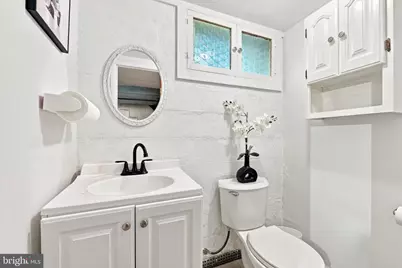 411 Crotzer Avenue, Folcroft, PA 19032 - Photo 5