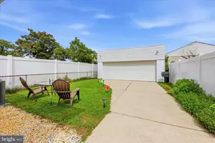 411 Crotzer Ave, Folcroft, PA 19032 - Photo 21