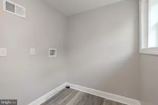 92 S Governor Printz Blvd, Essington, PA 19029 - Photo 25