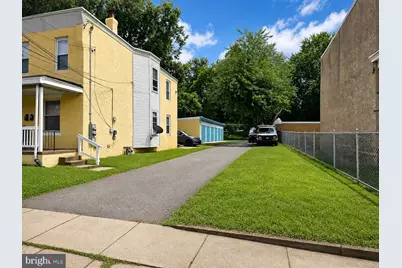 202 Greenway Avenue, Darby, PA 19023 - Photo 3