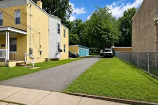 202 Greenway Ave, Darby, PA 19023 - Photo 3