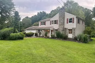 34 Marlborough Ln, Glen Mills, PA 19342 - Photo 1