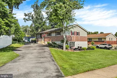 932 Stewart Avenue, Springfield, PA 19064 - Photo 3