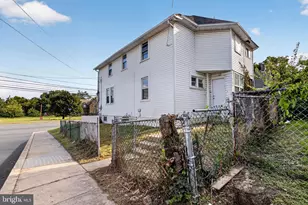 3700 W 9th St, Marcus Hook, PA 19061 - Photo 27