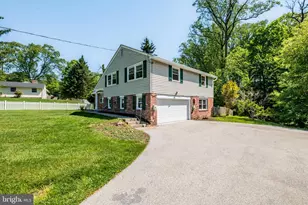 1390 Paxon Pl, Media, PA 19063 - Photo 5