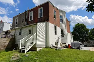 32 S 12th St, Darby, PA 19023 - Photo 13