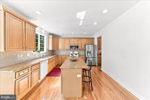 305 Carolee Cir, Springfield, PA 19064 - Photo 15