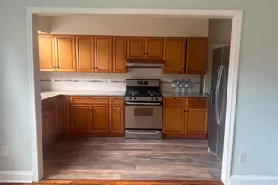 7249 Pine St, Upper Darby, PA 19082 - Photo 5