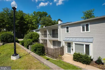 126 E Chelsea Circle, Newtown Square, PA 19073 - Photo 1