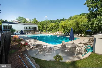 126 E Chelsea Circle, Newtown Square, PA 19073 - Photo 3