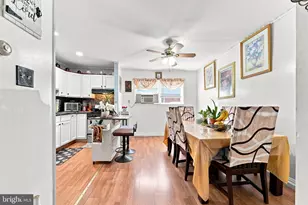 7144 Radbourne Rd, Upper Darby, PA 19082 - Photo 15