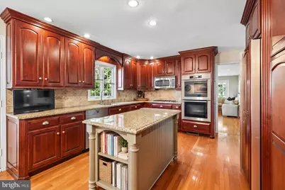 234 Trianon Lane, Villanova, PA 19085 - Photo 9
