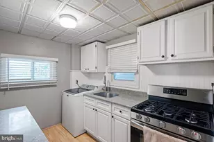 2338 Poe Rd, Secane, PA 19018 - Photo 9