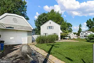 2338 Poe Rd, Secane, PA 19018 - Photo 25
