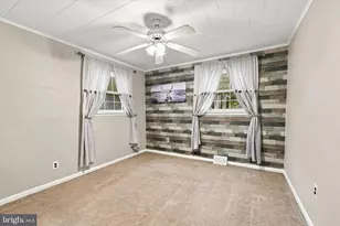2386 2nd Ave, Marcus Hook, PA 19061 - Photo 17