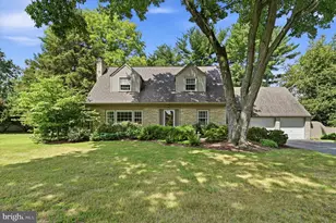 817 Ridge Ln, Media, PA 19063 - Photo 1