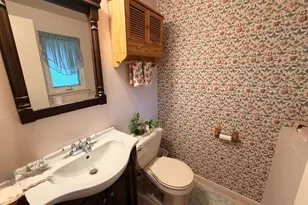 172 Blackthorne Ln, Aston, PA 19014 - Photo 13