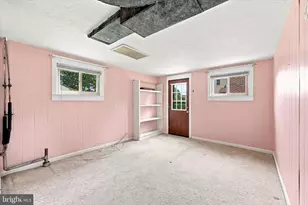307 Seneca St, Essington, PA 19029 - Photo 11