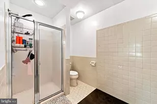 351 Danbury Ln, Glen Mills, PA 19342 - Photo 9