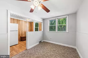 37 Concord Rd, Darby, PA 19023 - Photo 9
