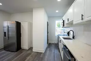 16 S 13th St, Darby, PA 19023 - Photo 9