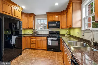 404 Upland Road, Havertown, PA 19083 - Photo 7