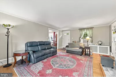 748 Edmonds, Drexel Hill, PA 19026 - Photo 3