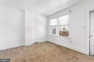 1046 Yates, Marcus Hook, PA 19061 - Photo 5