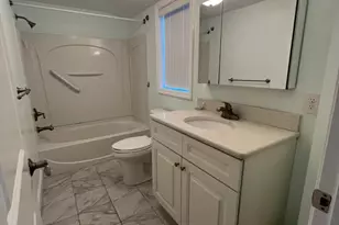 432 Edgewood Ave, Folsom, PA 19033 - Photo 11