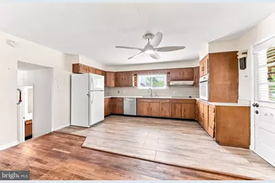 4 N Garfield Avenue, Glenolden, PA 19036 - Photo 11