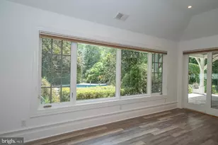 327 Strathmore Dr, Bryn Mawr, PA 19010 - Photo 17